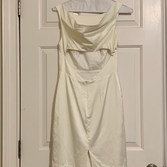 White Cocktail dress - Picture 3 of 3